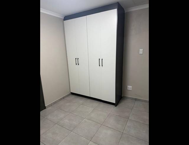 1 BEDROOM PROPERTY TO RENT IN NOORDWYK